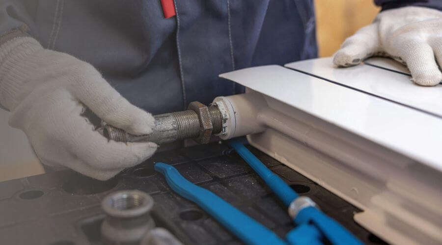 Burst Pipe Repair in Cantril, IA
